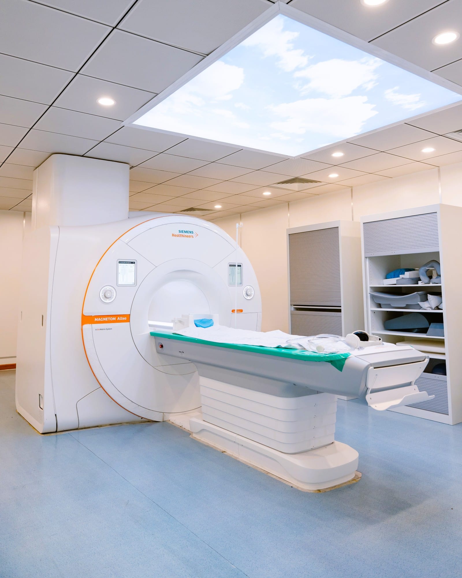 Cơ sở vật chất image