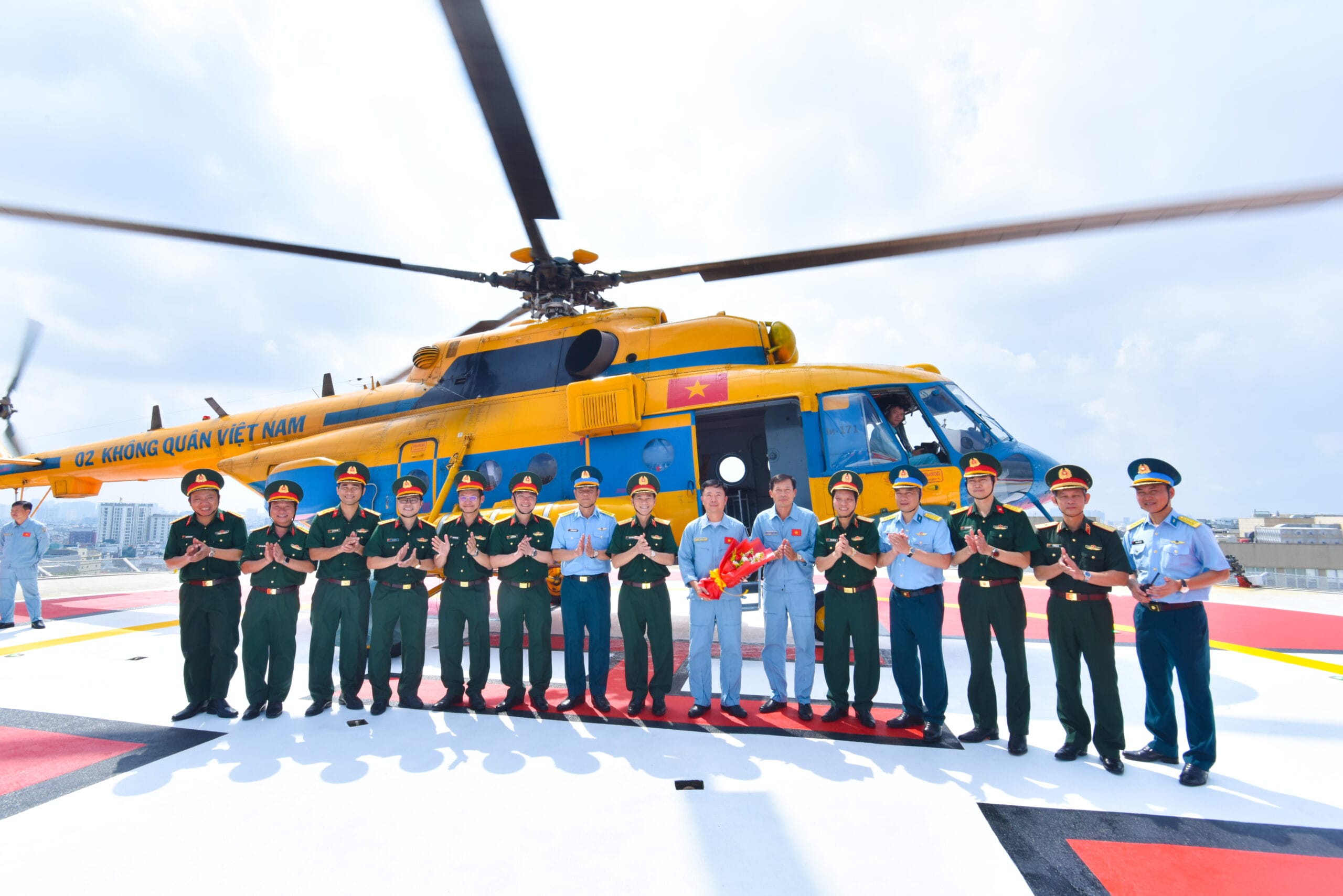 Cơ sở vật chất image