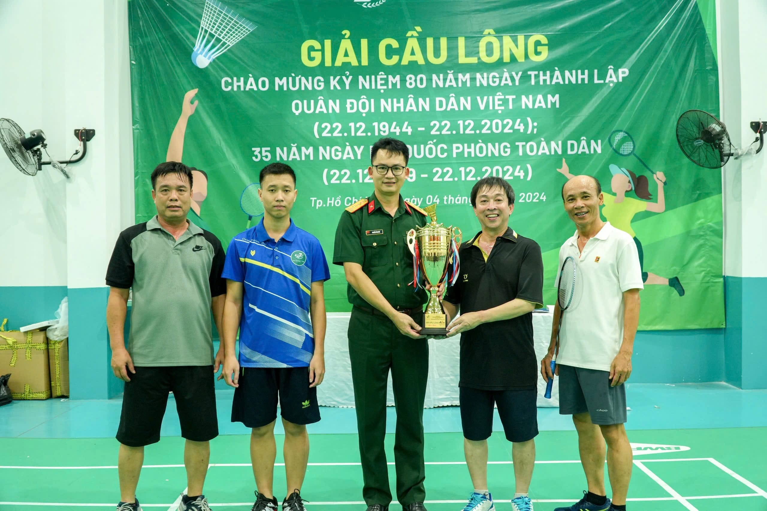 Bệnh viện Quân y 175 tổ chức Giải cầu lông năm 2024chào mừng Ngày thành lập Quân đội nhân dân Việt Nam