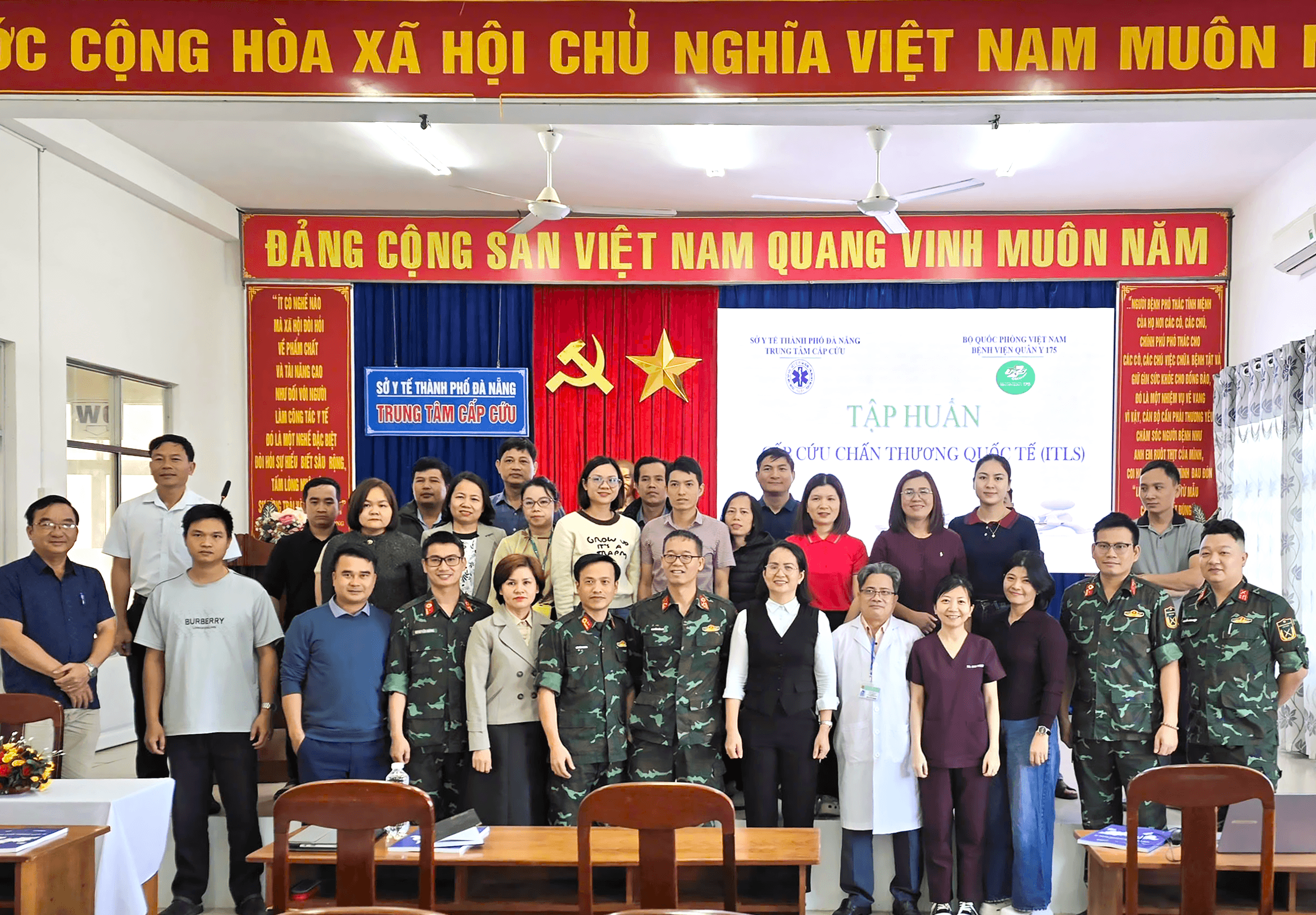 Bệnh viện Quân y 175 tổ chức Khóa Huấn luyện Cấp cứu Chấn thương Quốc tế (ITLS) tại Đà Nẵng