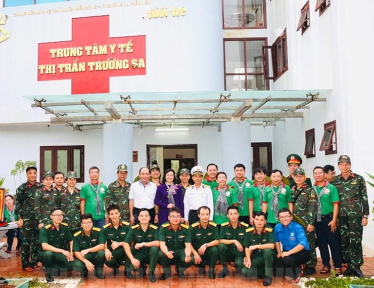 Trung tâm y tế Trường Sa nhận Huân chương Bảo vệ Tổ quốc hạng Ba