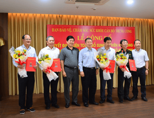 Phó Giám đốc Bệnh viện Quân y 175 được bổ nhiệm vào Hội đồng chuyên môn Bảo vệ sức khỏe cán bộ miền Nam