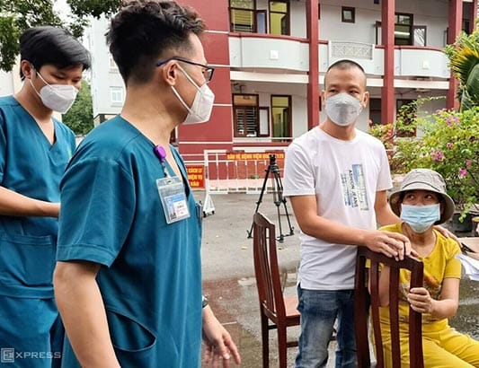 Khỏi Covid sau 61 ngày thở ECMO, viện phí hơn 2,3 tỷ đồng