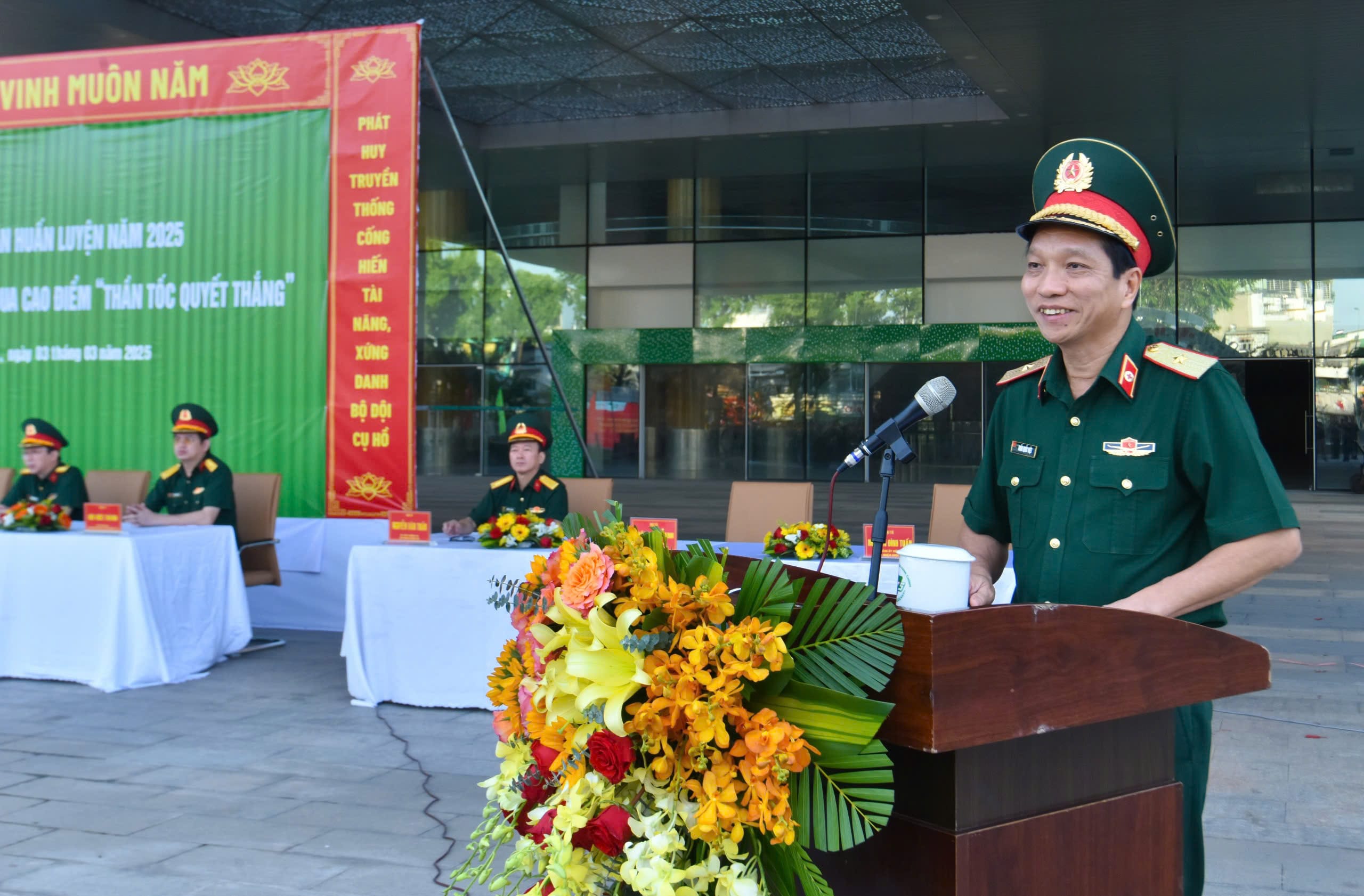 Bệnh viện quân y 175 ra quân huấn luyện năm 2025 và phát động thi đua cao điểm “Thần tốc - Quyết thắng”