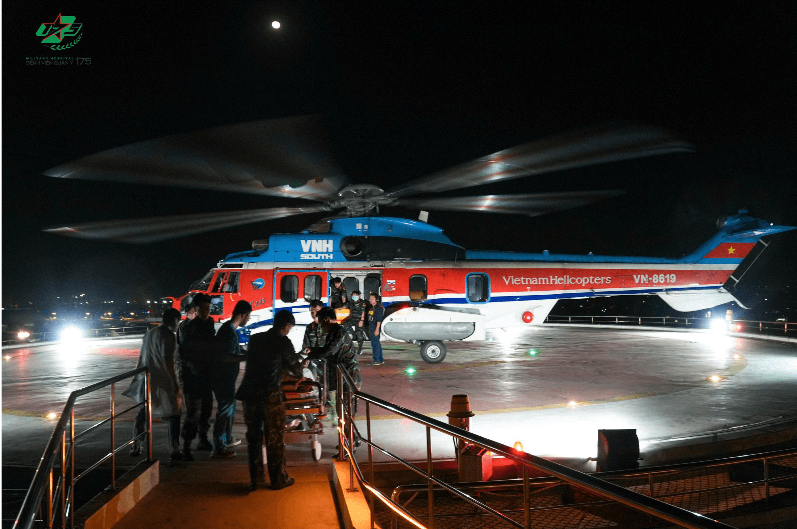 CẤP CỨU ĐƯỜNG KHÔNG ĐƯA BỆNH NHÂN VIÊM RUỘT THỪA TỪ ĐẢO TRƯỜNG SA LỚN VỀ ĐẤT LIỀN ĐIỀU TRỊ