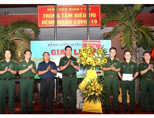 Bệnh viện Quân y 175 tri ân cán bộ, nhân viên tham gia phòng, chống dịch COVID-19