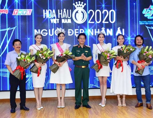Hoa hậu Việt Nam 2020 giao lưu cùng y bác sĩ, góp phần lan tỏa tinh thần nhân ái
