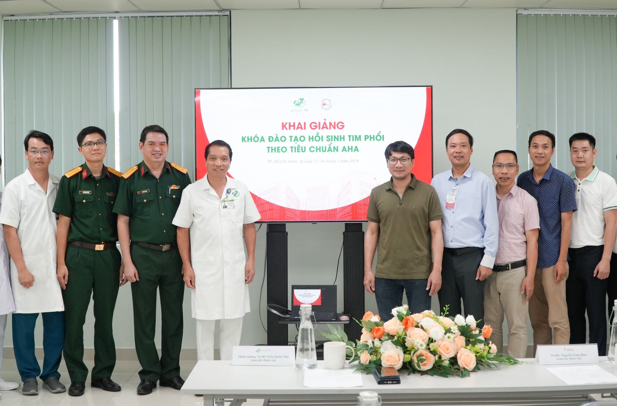 Bệnh viện Quân y 175 tổ chức chương trình đào tạo hồi sinh tim phổi cho các y, bác sĩ