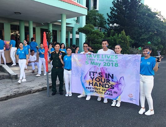 Truyền thông vệ sinh tay tại Bệnh viện Quân y 175