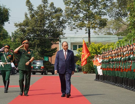 Thủ tướng Nguyễn Xuân Phúc thăm Bệnh viện Quân y 175