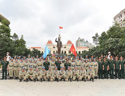 Sau gìn giữ hòa bình ở Nam Sudan, y bác sĩ Bệnh viện Quân y 175 báo công dâng Bác