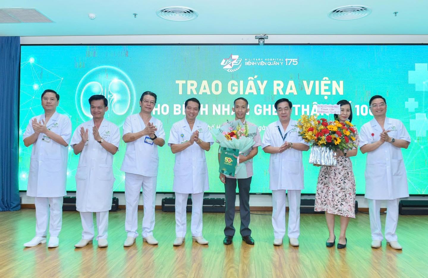 Bệnh viện Quân y 175 cán mốc 100 bệnh nhân được ghép thận xuất viện