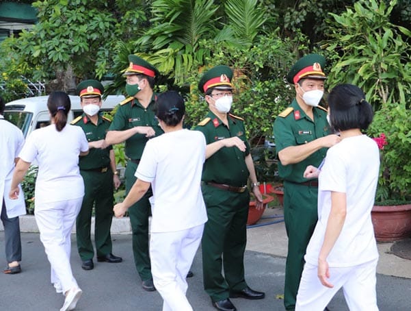 Chào mừng Đại hội Đại biểu Phụ nữ Bệnh viện Quân y 175 lần thứ VIII(Nhiệm kỳ 2021 - 2026) Ngời sáng phẩm chất người Phụ nữ Việt Nam trong thời đại mới