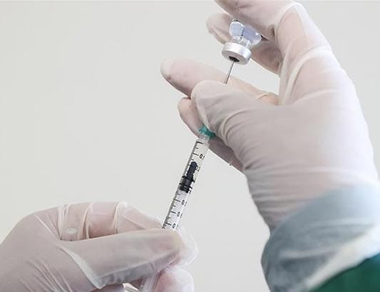 Tiêm mũi 2 vaccine COVID-19 rất quan trọng, đây là lý do