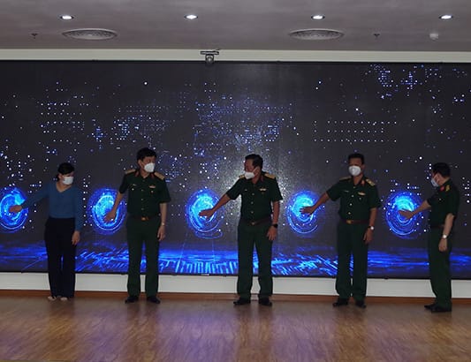 Thượng tướng Võ Minh Lương dự khai trương tổng đài đa kênh của Bệnh viện Quân y 175