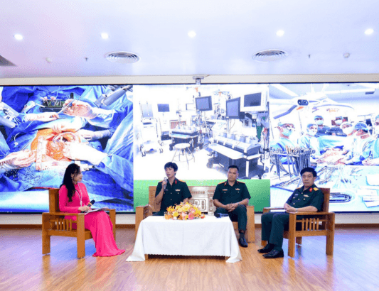 Gần 1000 cán bộ, nhân viên tham gia toạ đàm “Trách nhiệm của cán bộ, nhân viên trẻ với thực hiện sứ mệnh, tầm nhìn, giá trị cốt lõi của Bệnh viện Quân y 175”