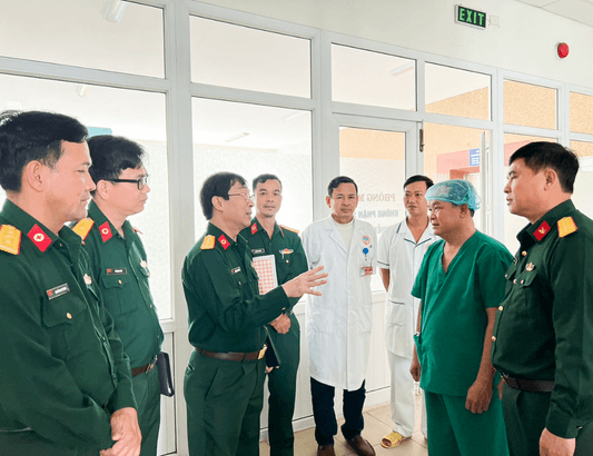 Bệnh viện Quân y 175 sẵn sàng hỗ trợ chuyên môn, đào tạo, chuyển giao kỹ thuật cho Bệnh viện Quân y 17