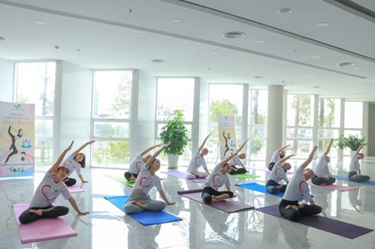 Ra mắt Câu lạc bộ “Dáng xinh 175”: Luyện tập Yoga rèn sức khỏe