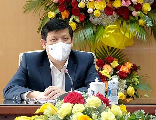 Vắc xin COVID-19: Bộ Y tế chuẩn bị kế hoạch triển khai chiến dịch tiêm chủng lớn nhất tại Việt Nam