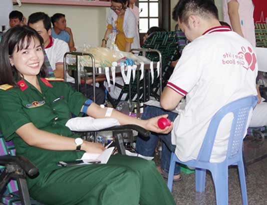 Tư vấn sức khỏe khi hiến máu trong mùa dịch covid-19