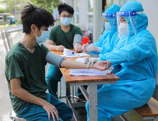 TP HCM tăng thêm 200 điểm tiêm vaccine