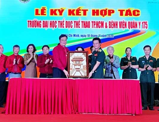 Hợp tác phát triển y học thể thao, nâng cao chất lượng chăm sóc vận động viên