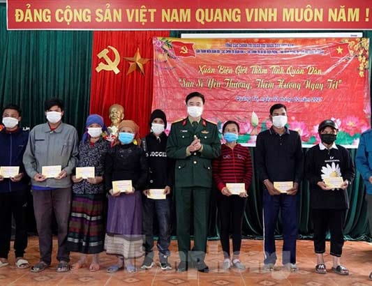 Mang xuân ấm đến với người nghèo