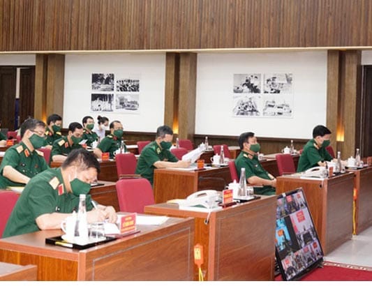 Bộ Quốc phòng huy động hơn 1.300 phương tiện vận chuyển vắc xin Covid-19