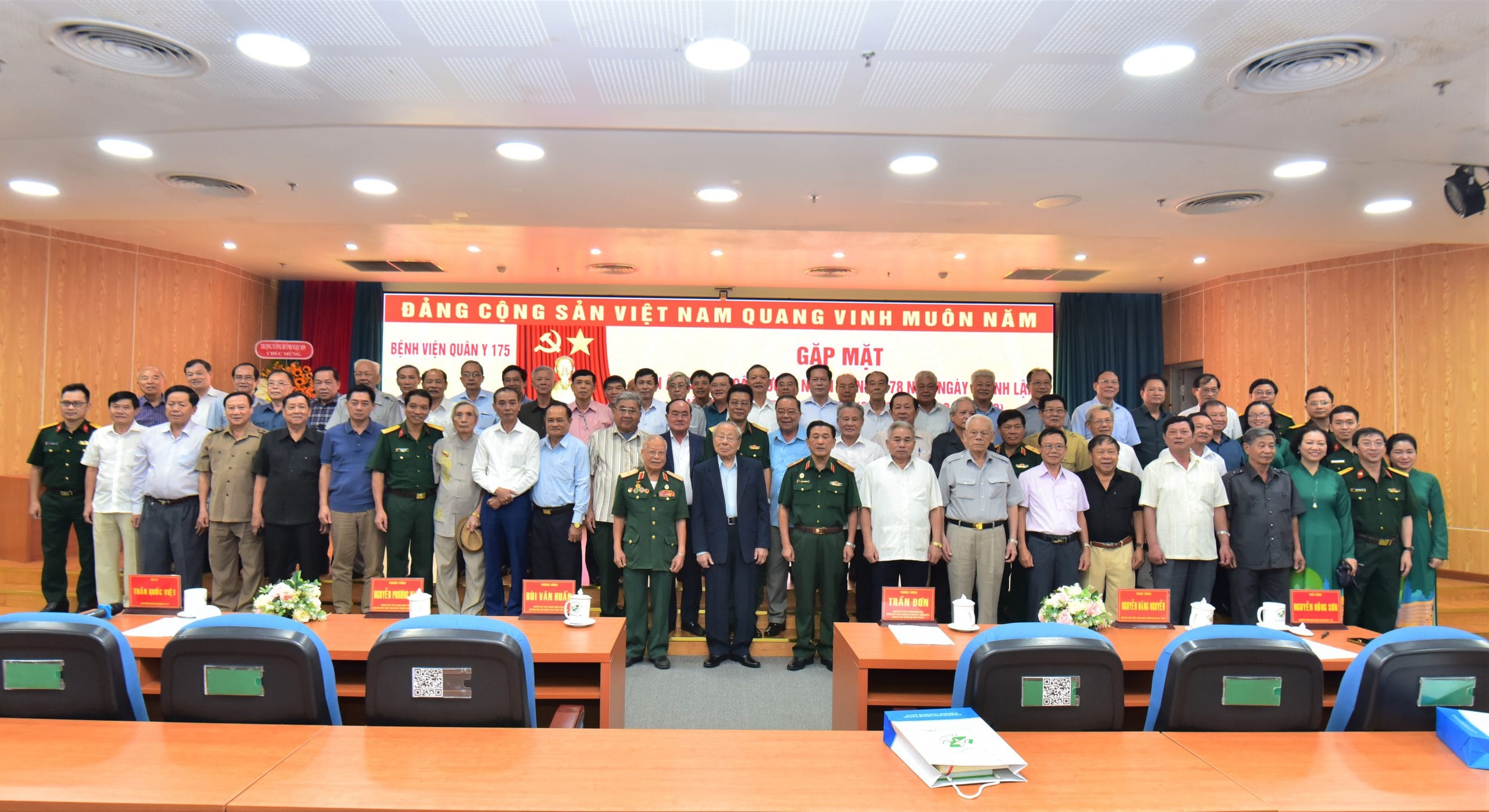 Bệnh viện Quân y 175 tổ chức gặp mặt, tri ân cán bộ cấp tướng