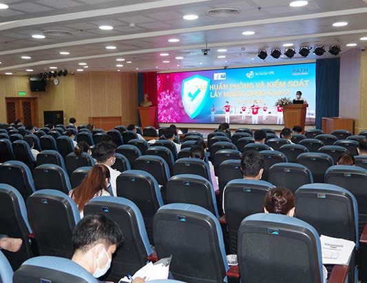 Tăng cường năng lực kiểm soát nhiễm khuẩn và phòng chống dịch bệnh  cho đội ngũ cán bộ nhân viên y tế Bệnh viện