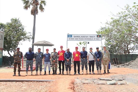 Bệnh viện dã chiến Việt Nam thăm, trao đổi chuyên môn với bệnh viện dã chiến cấp 2 Ấn Độ