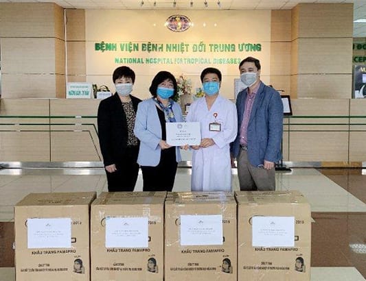 Hội Thầy thuốc trẻ VN tiếp tục hỗ trợ y bác sĩ tuyến đầu chống dịch COVID-19