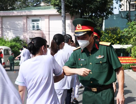 Bệnh viện 175 Bộ Quốc phòng điều 20 tổ quân y hỗ trợ TP.HCM chống dịch