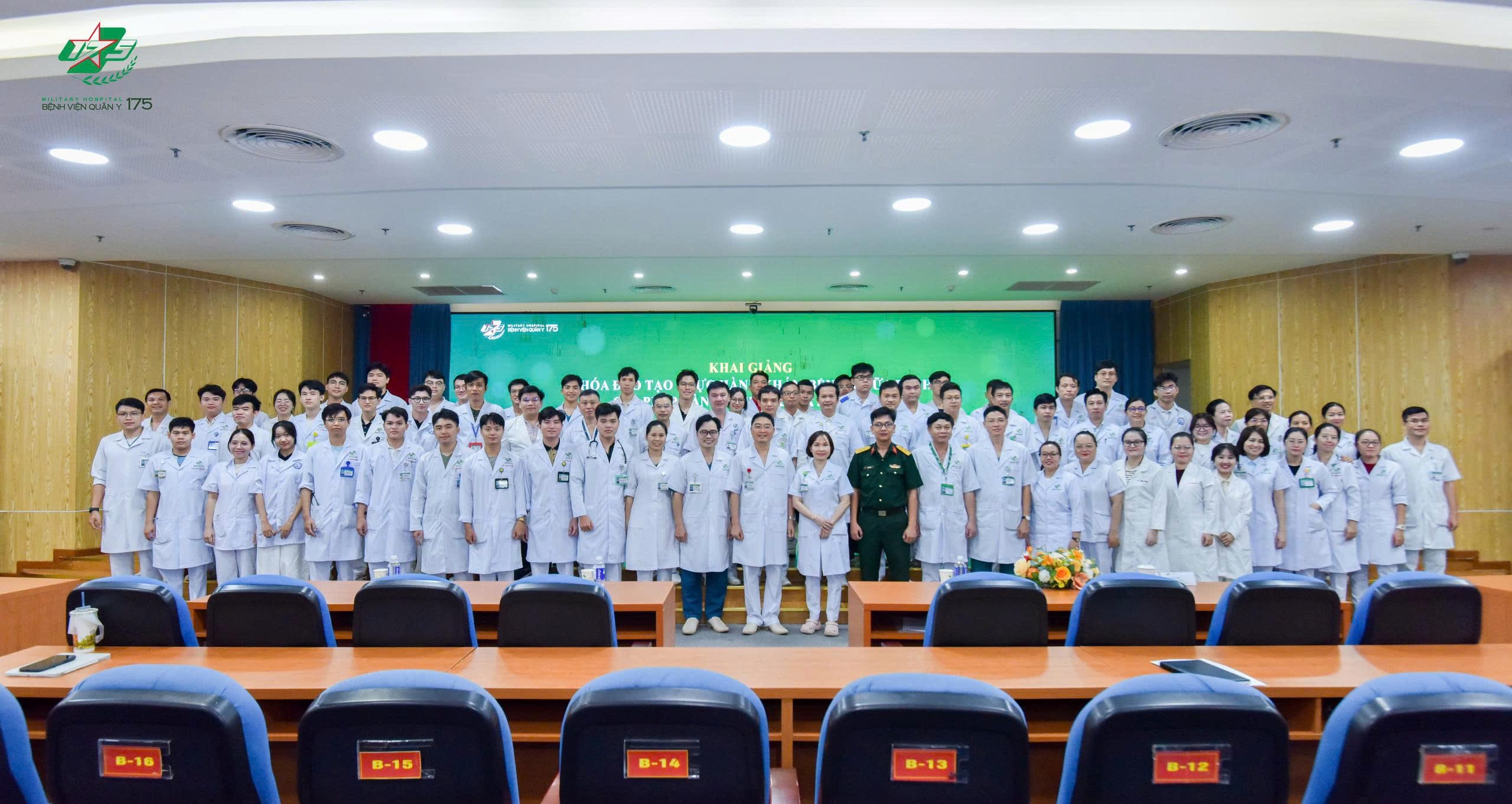 Khai giảng Khóa 3 đào tạo thực hành khám, chữa bệnh: Tiếp tục chuẩn hóa năng lực hành nghề y tế