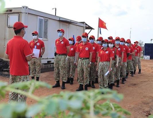 Bệnh viện Dã chiến cấp 2 số 3 hưởng ứng ngày Môi trường thế giới