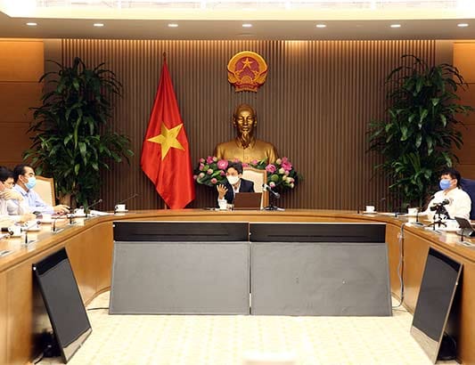 Luôn cảnh giác kể cả khi có vaccine ngừa COVID-19