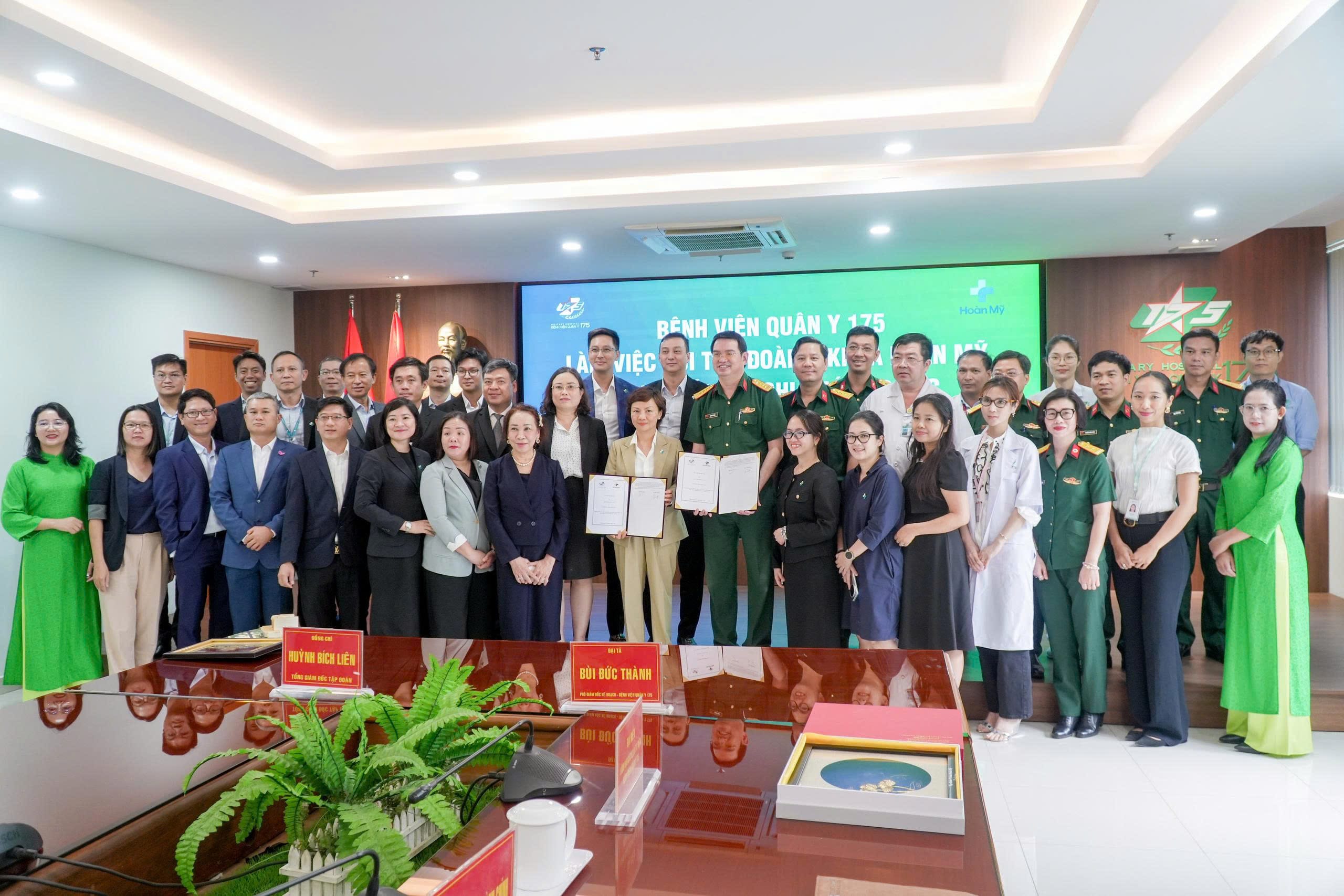 Bệnh viện Quân y 175 và Tập đoàn Y khoa Hoàn Mỹ ký kết biên bản ghi nhớ hợp tác toàn diện