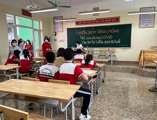 Bắt đầu tiêm mũi 2 vắc xin Covid-19 cho trẻ dưới 12 tuổi, lưu ý phản ứng