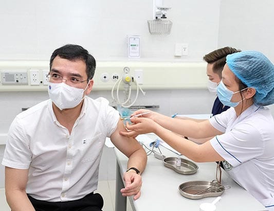 Bộ Y tế: Trên 832.000 người Việt Nam đã tiêm vắc xin phòng COVID-19