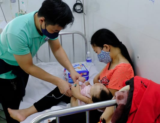 Tử vong do sốt xuất huyết tăng cao: 6 dấu hiệu trở nặng, đừng để quá muộn