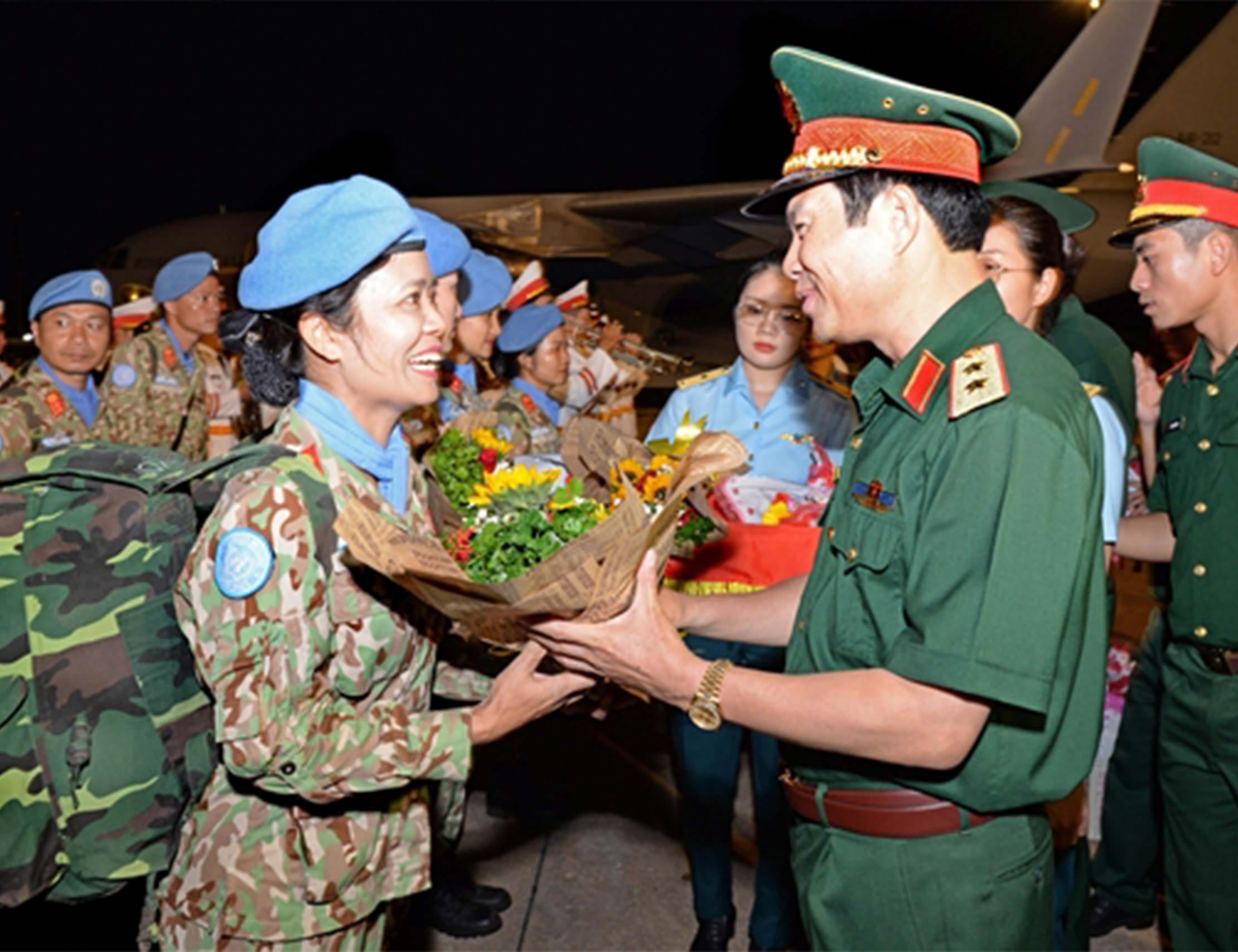 Bệnh viện Dã chiến cấp 2 số 1 của Việt Nam hoàn thành nhiệm vụ về nước đợt 1