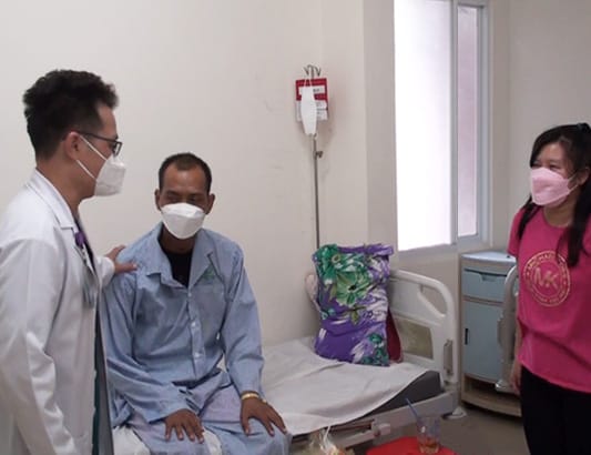 Can thiệp ECMO cứu bệnh nhân sốc sốt xuất huyết nguy kịch