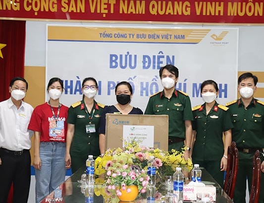 Đồng hành cùng Doanh nghiệp và lực lượng giao hàng Thành phố trong “bình thường mới”
